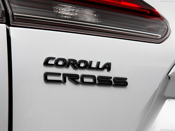 USトヨタ純正 カローラクロス 10系 COROLLA CROSS リアエンブレム(ブラック)